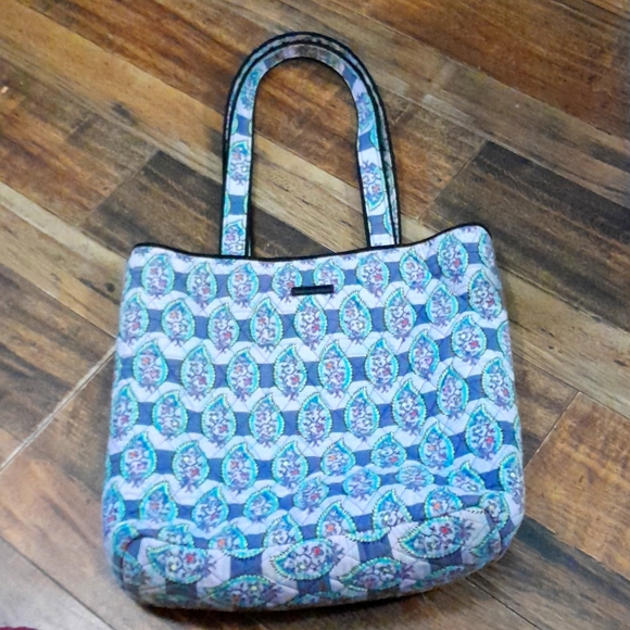 Vera Bradley Essential Tote Bag Shoulder Handbag PAISLEY STRIPES- good condition - Picture 1 of 6